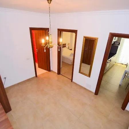 Апартаменты Miralex - Solid -